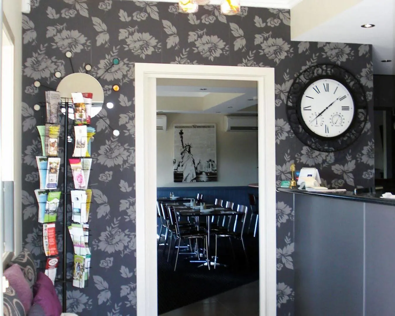 Oakey Motor Inn 4*,  Australia